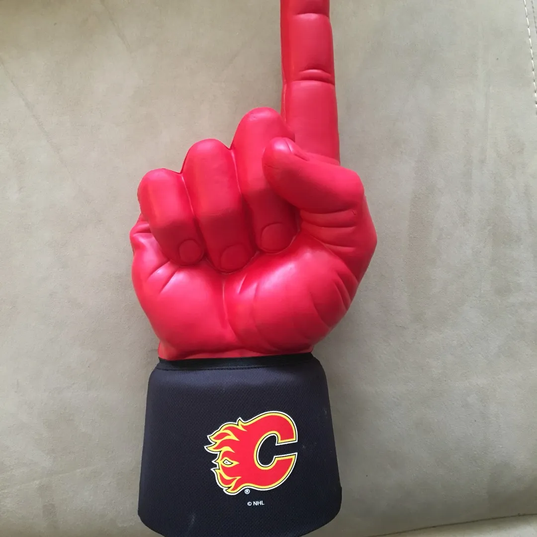 NHL Calgary Flames Foam Finger photo 1