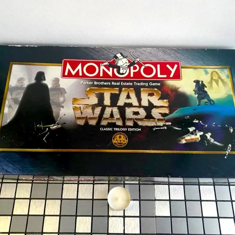 ❌ Sold ❌ Star Wars Monopoly  photo 1