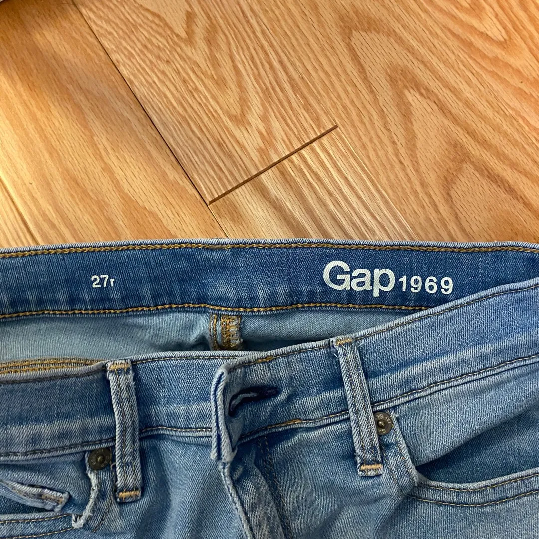 Gap Skinny Jeans photo 4