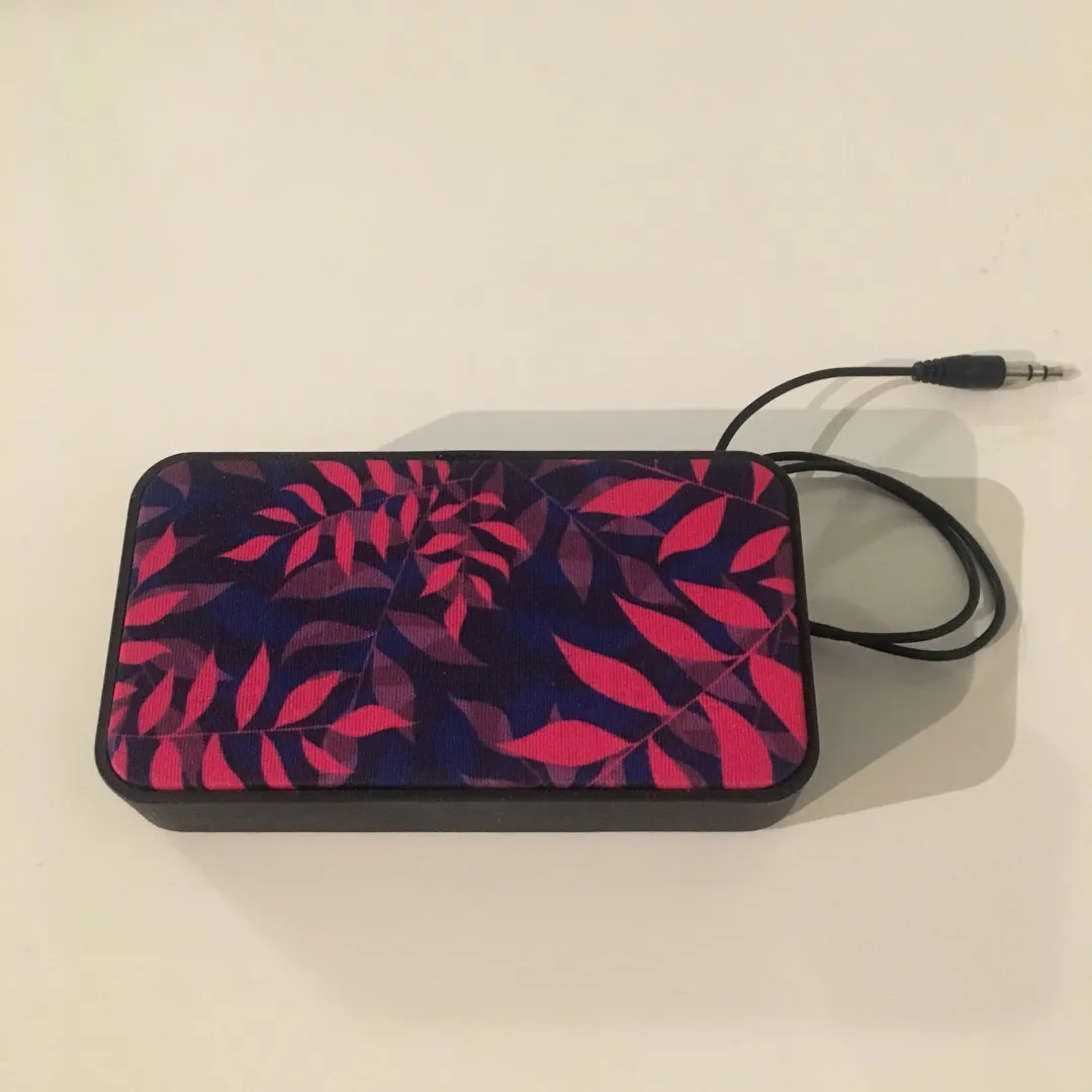 Mini Portable Decorative Speaker photo 1