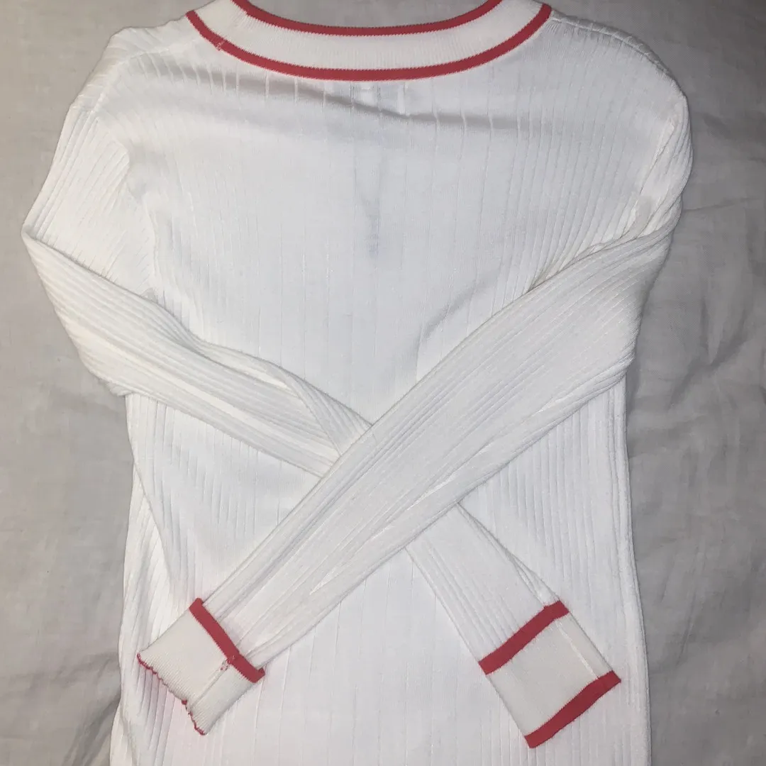 white Long sleeve Shirt (size medium) photo 1