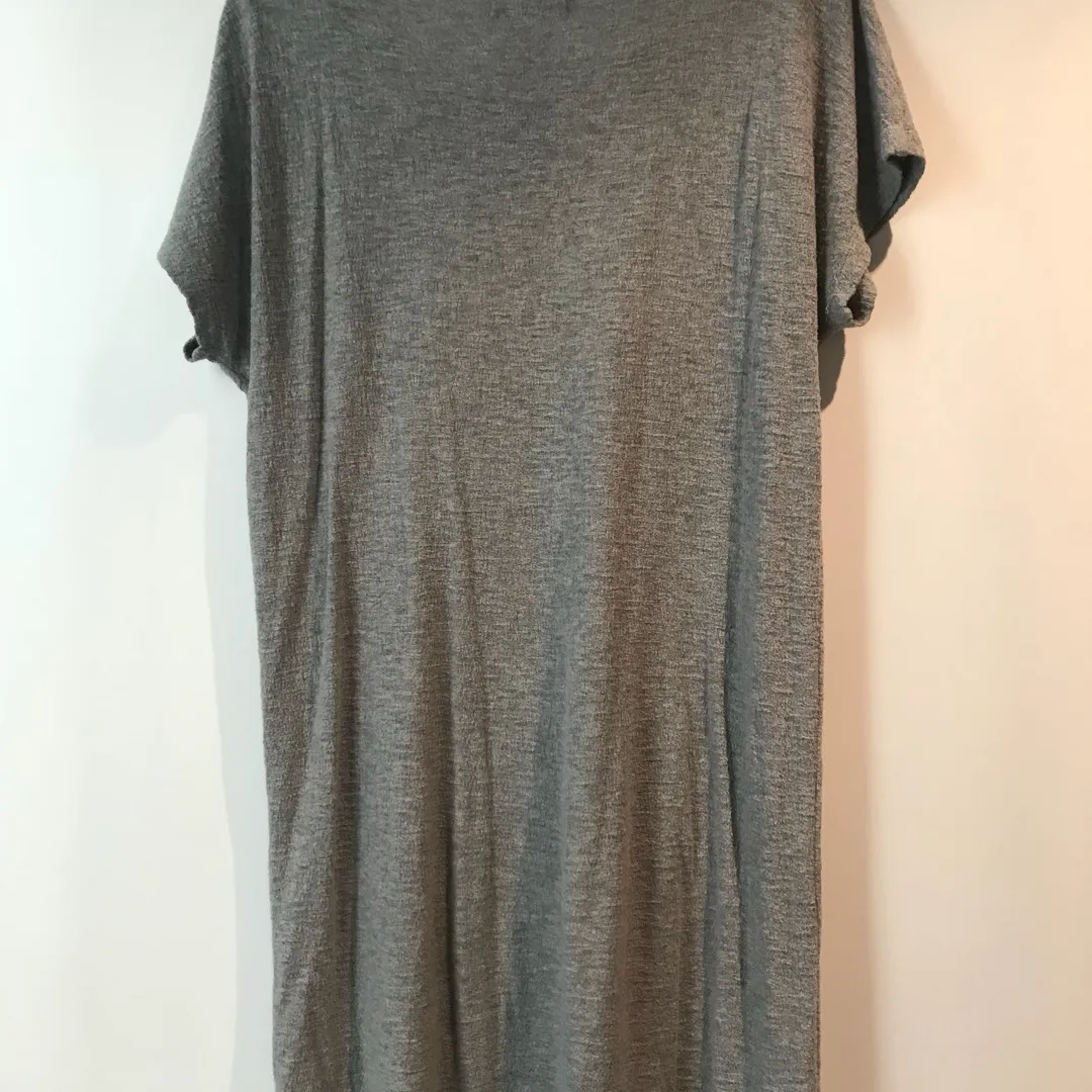 Oak And Fort Grey Dress In Size Small photo 3