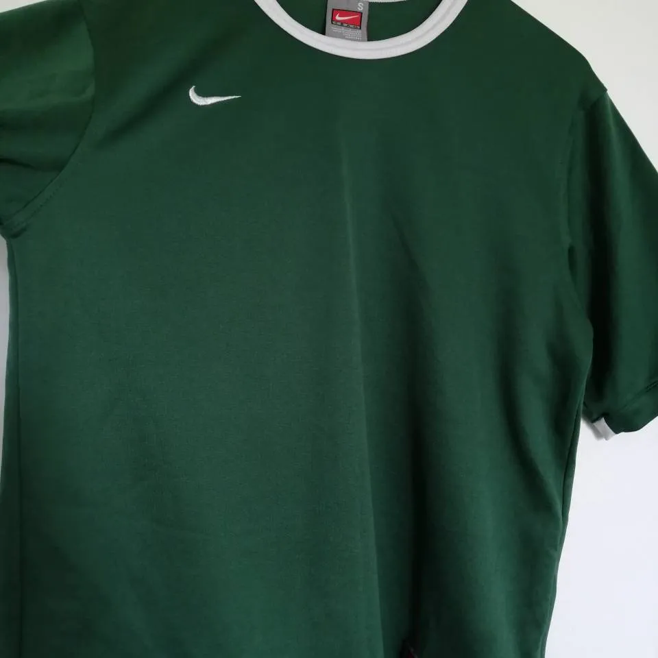 Nike Sports Shirt Green Size S photo 1