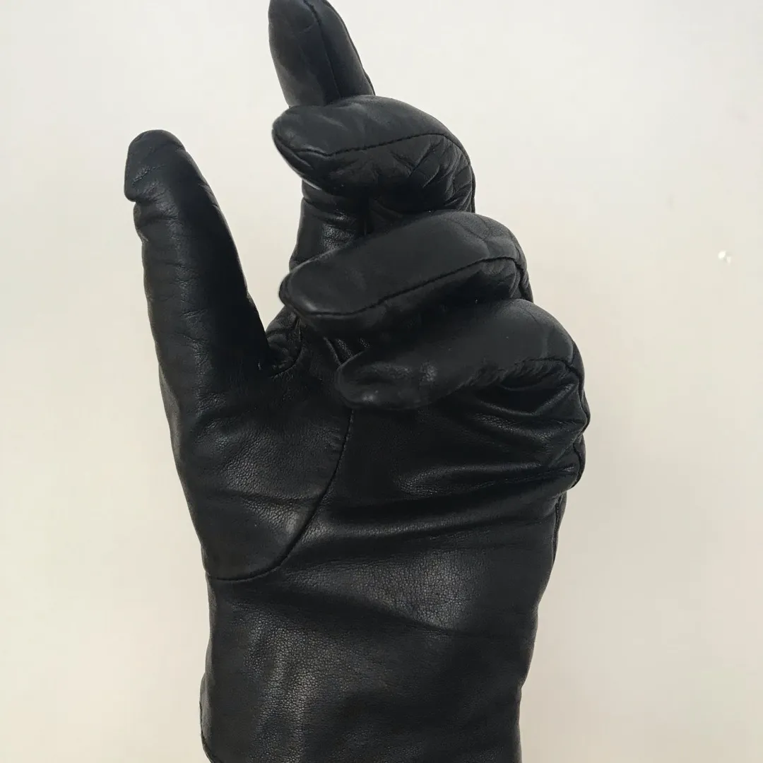Real Leather Gloves Size Medium- Woman’s photo 4