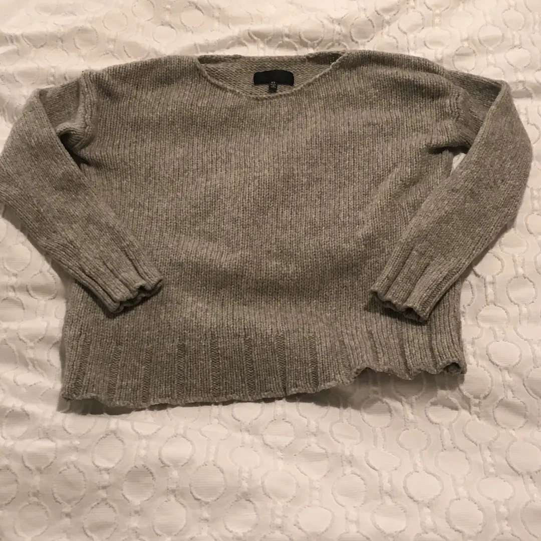 XS Wool Sweater photo 1
