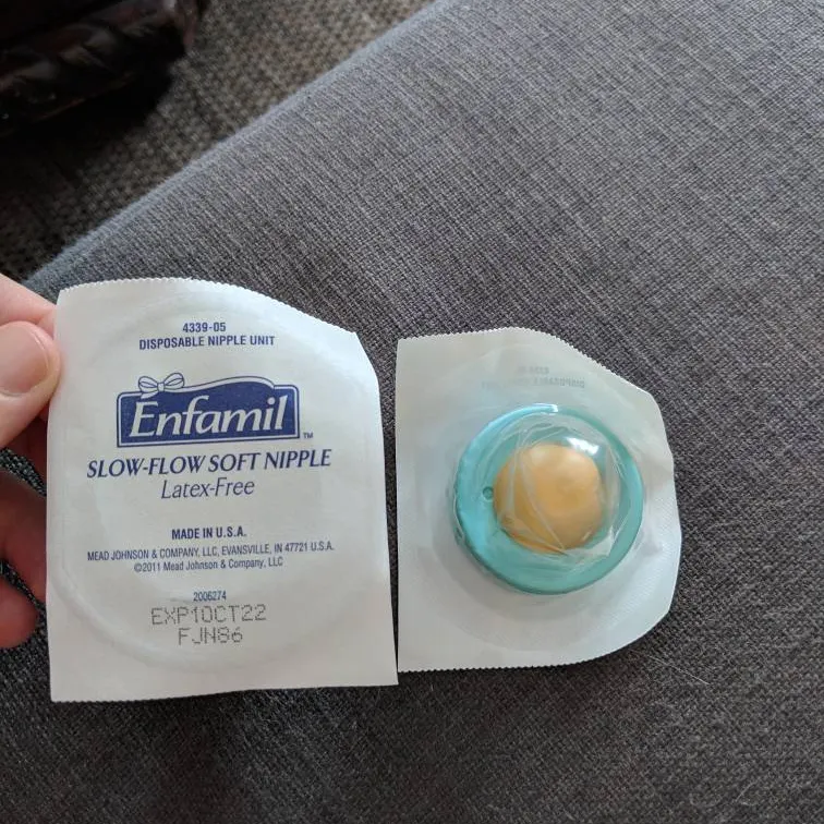 Free With Any Trade: Two Brand New Enfamil Slow-Flow Soft Nipple photo 1