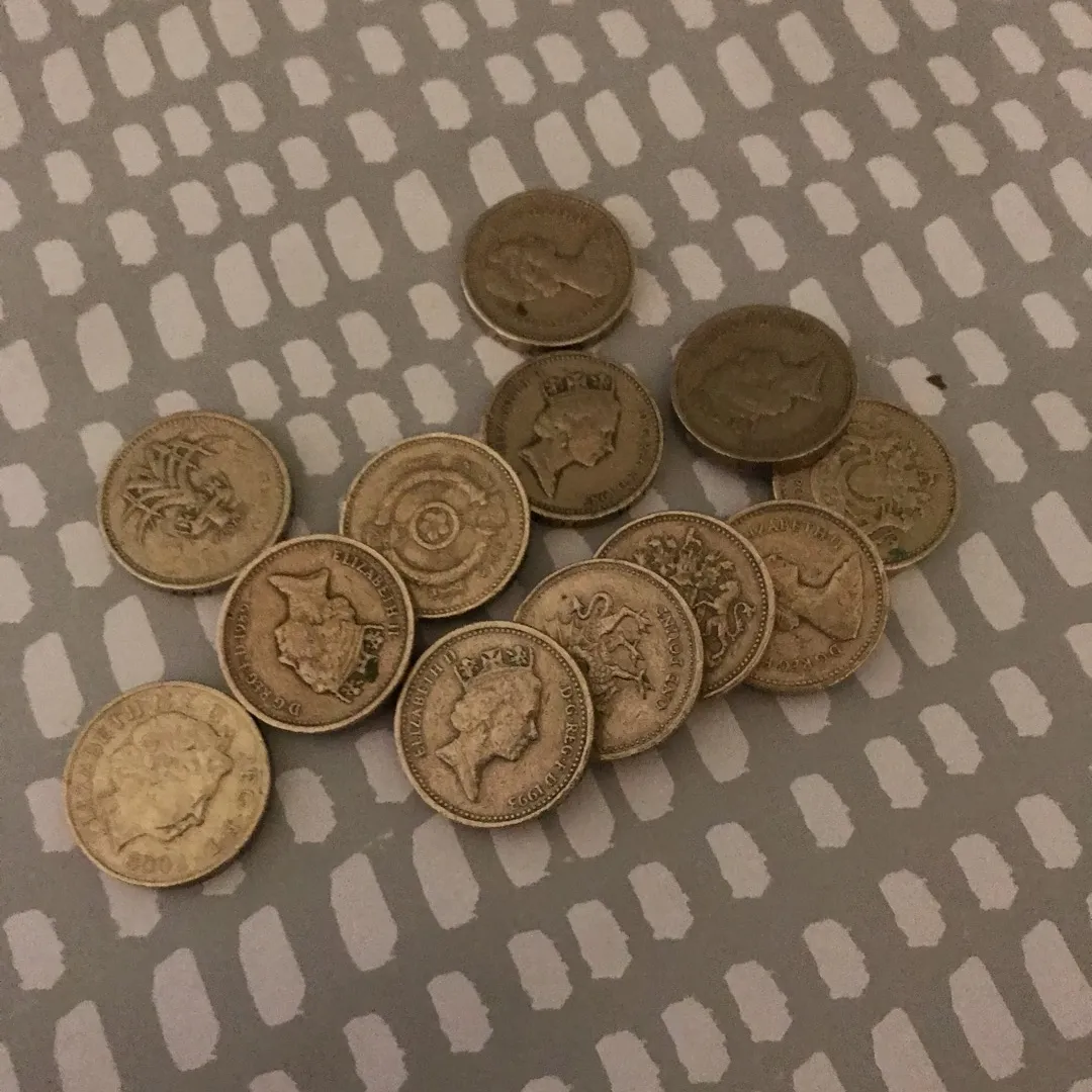 12 Deprecated British Pounds photo 1