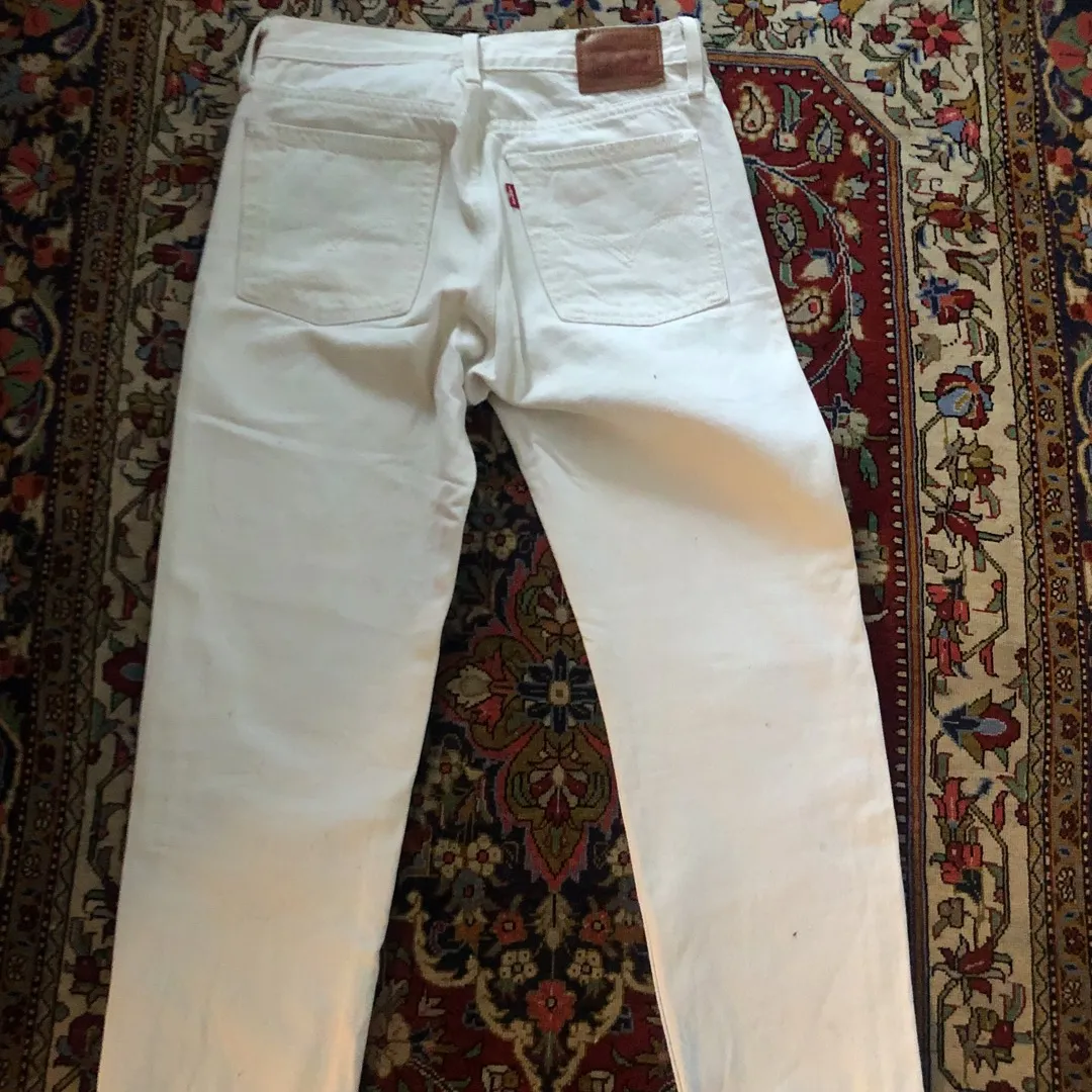 White Levi’s Wedgie Jeans photo 6