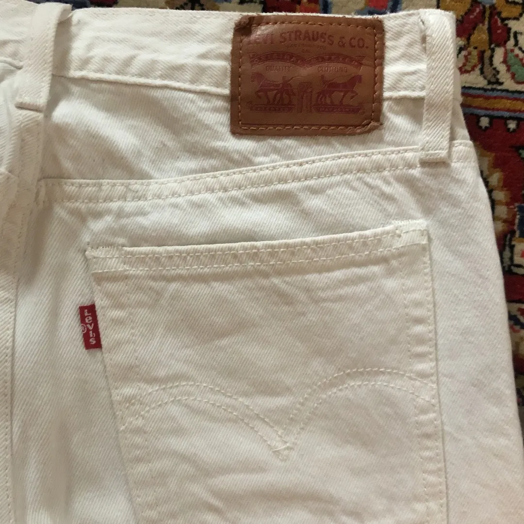 White Levi’s Wedgie Jeans photo 5