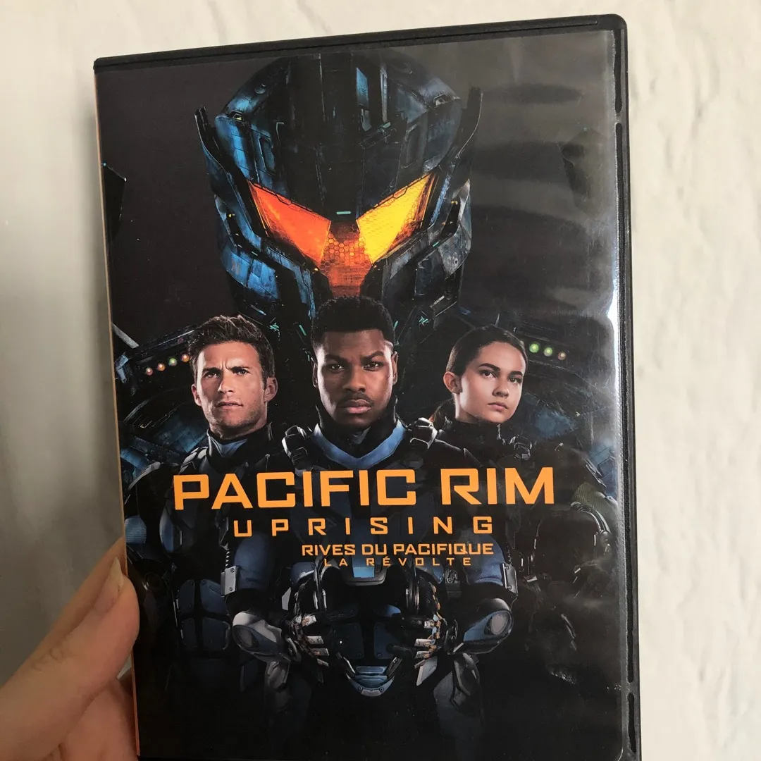 Pacific Rim DVD photo 1