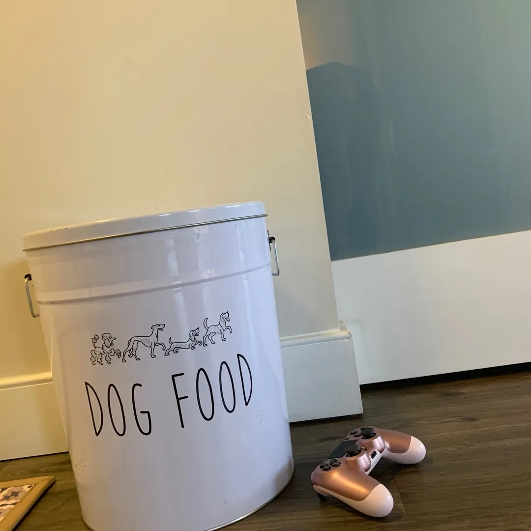 Dog Bin To Keep Food photo 1