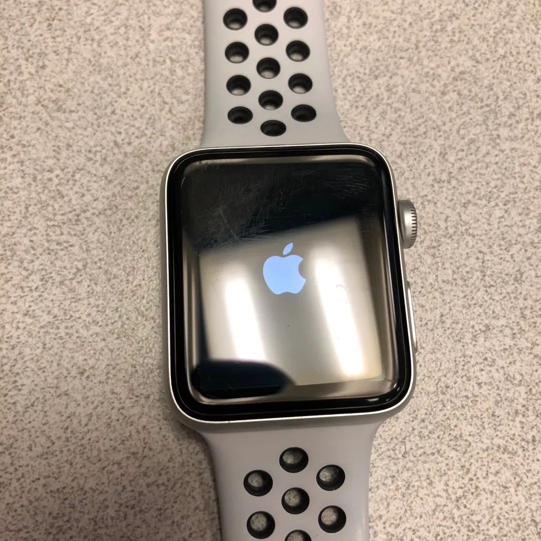 Apple Watch Series 3 GPS photo 1