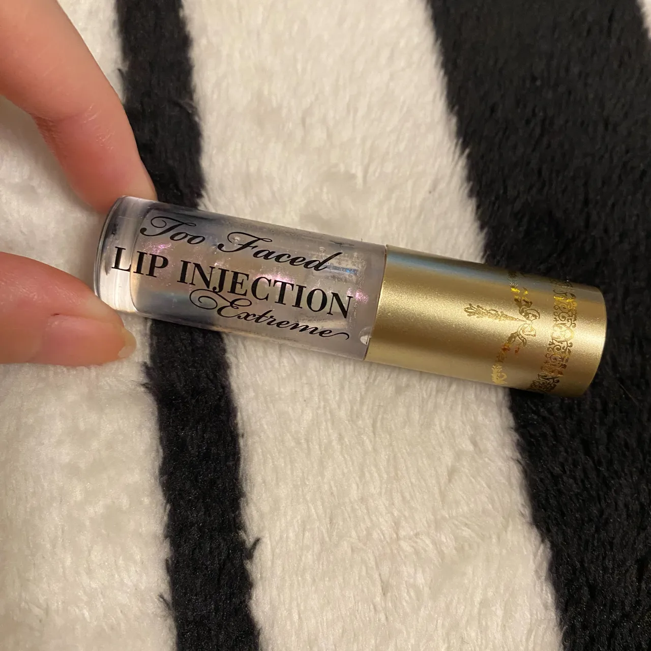 Too faced lip injection extreme mini photo 3