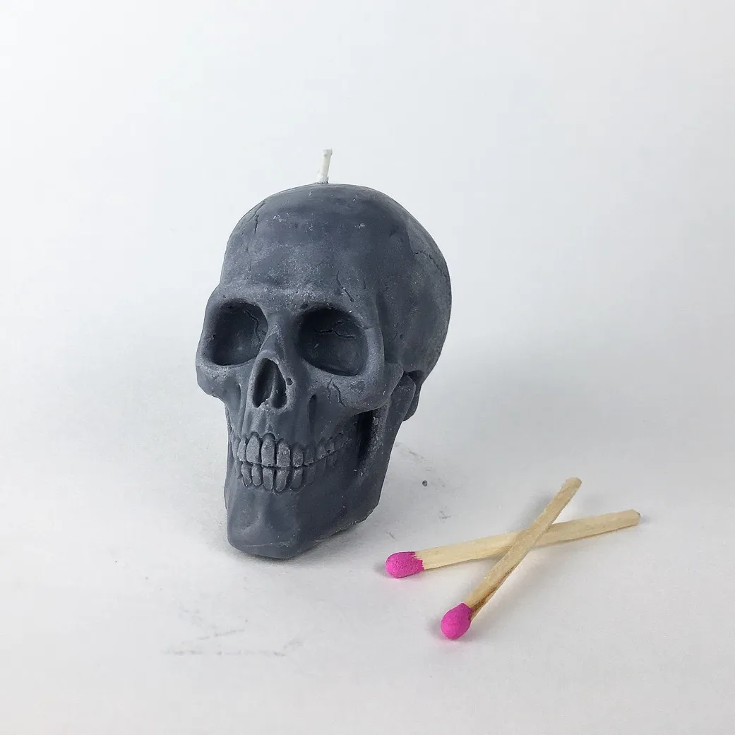 SMALL SKULL CANDLE photo 3