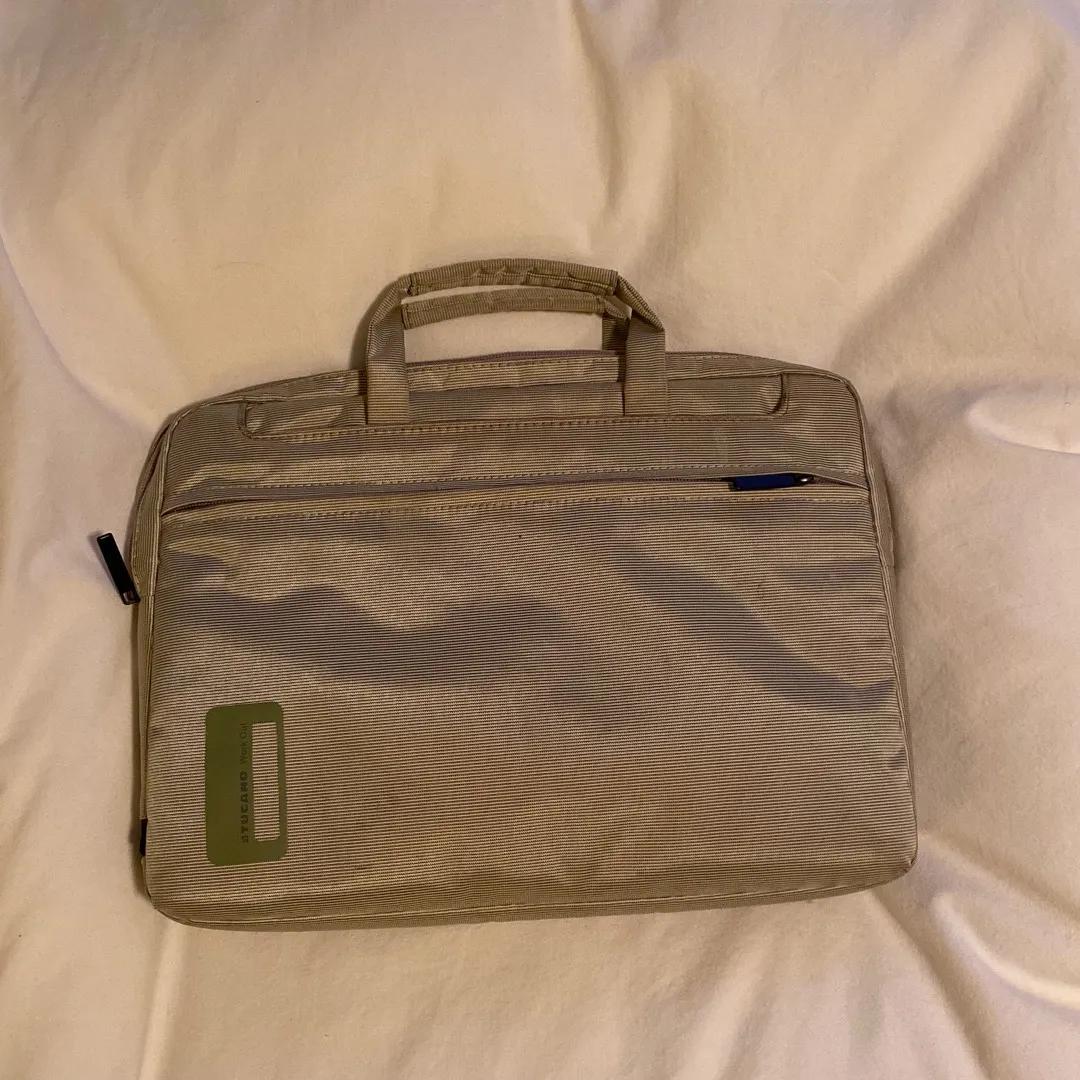 TUCANO 13” MacBook Laptop Bag photo 1