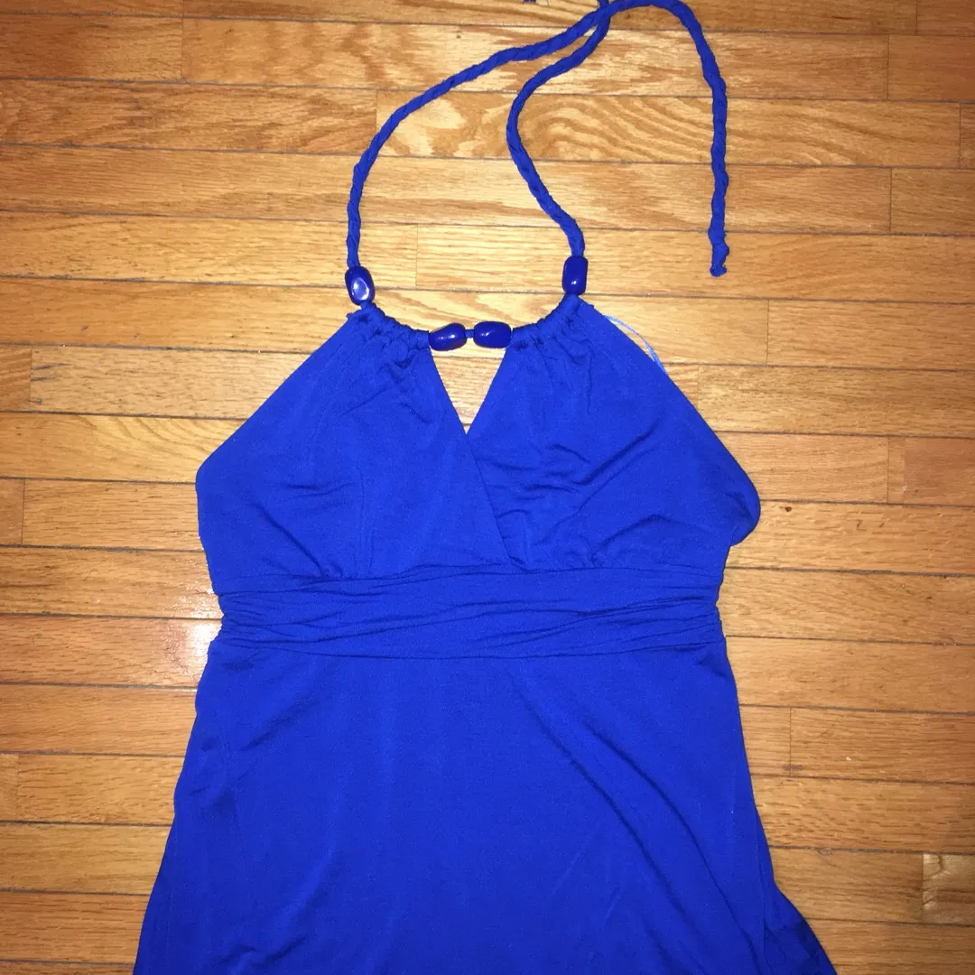 Guess Halter Top Size Large photo 1