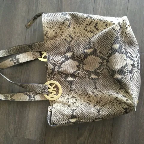 Michael Kors Snake Skin Bag photo 1