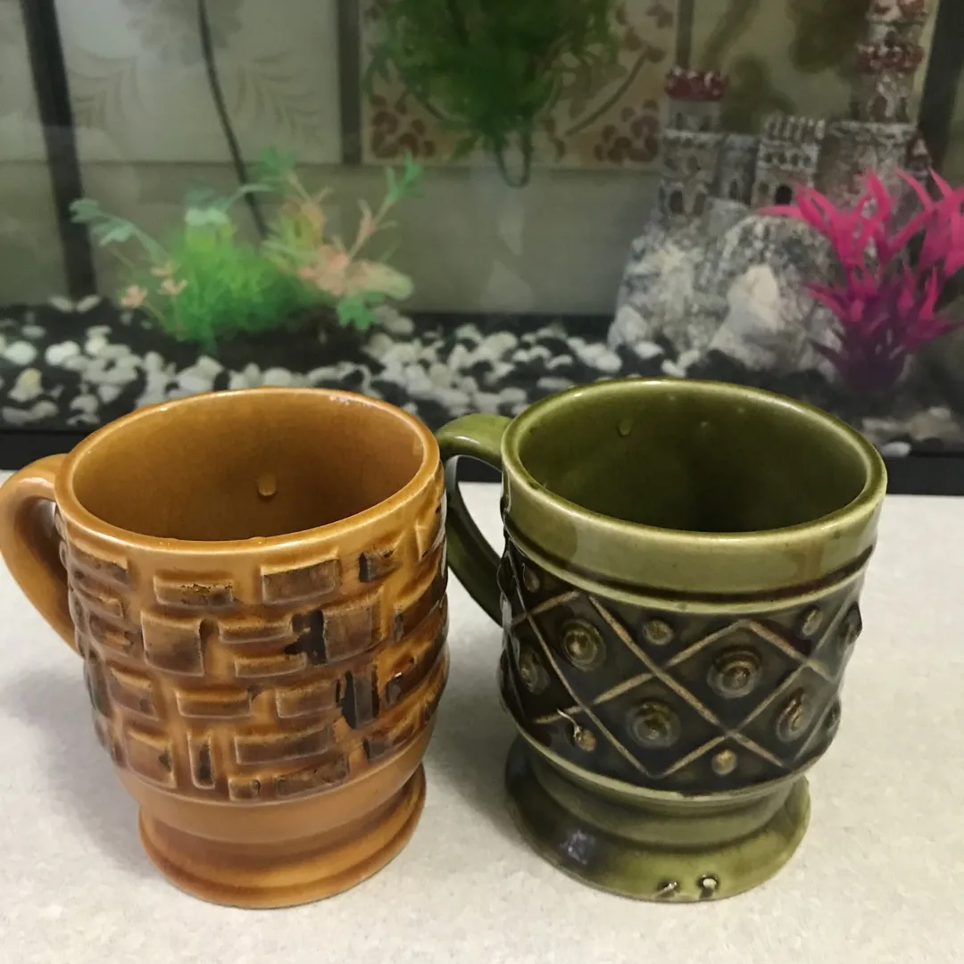 Two Vintage Mugs photo 1