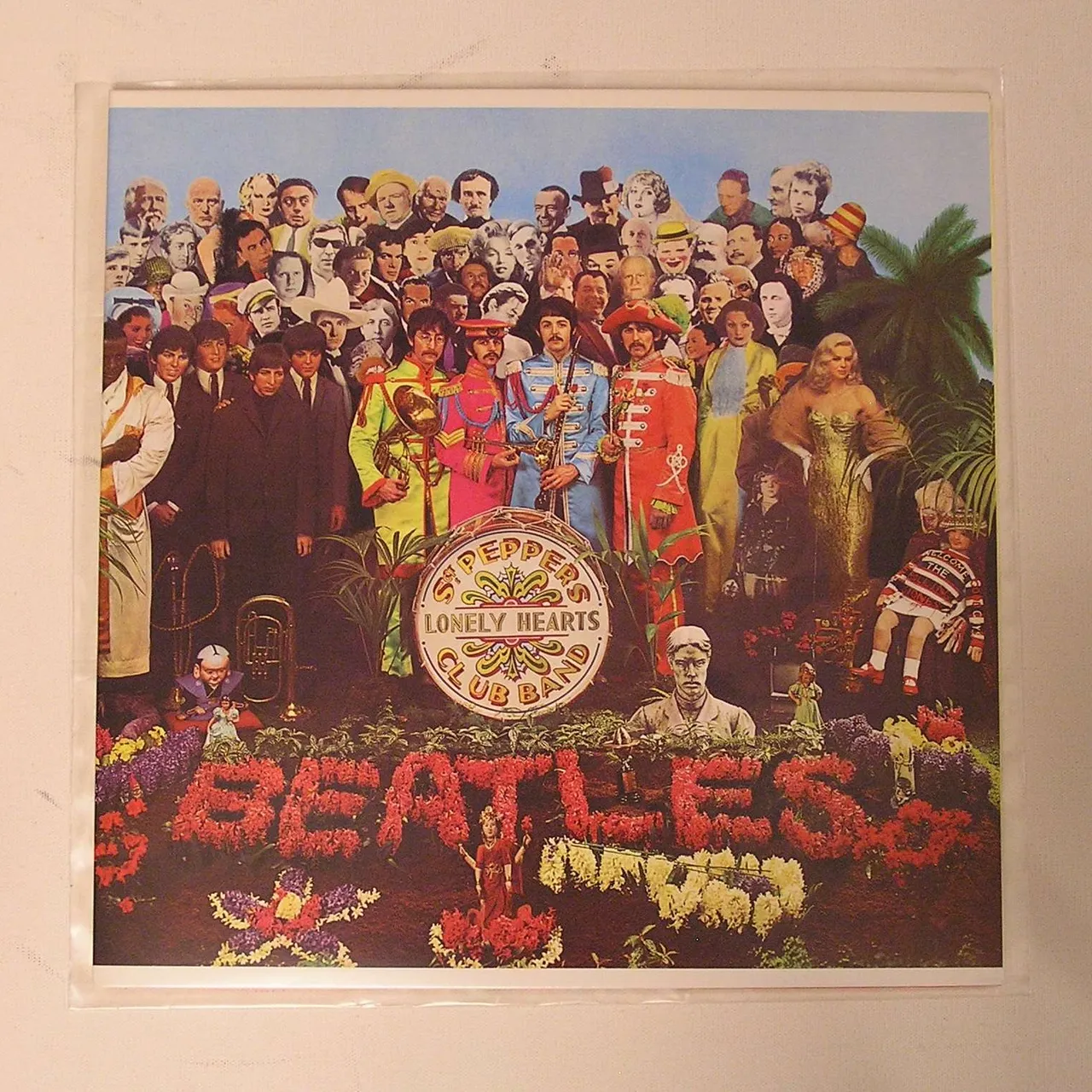 Sgt. Pepper's Lonely Hearts Club Band - Beatles, The (album) photo 1