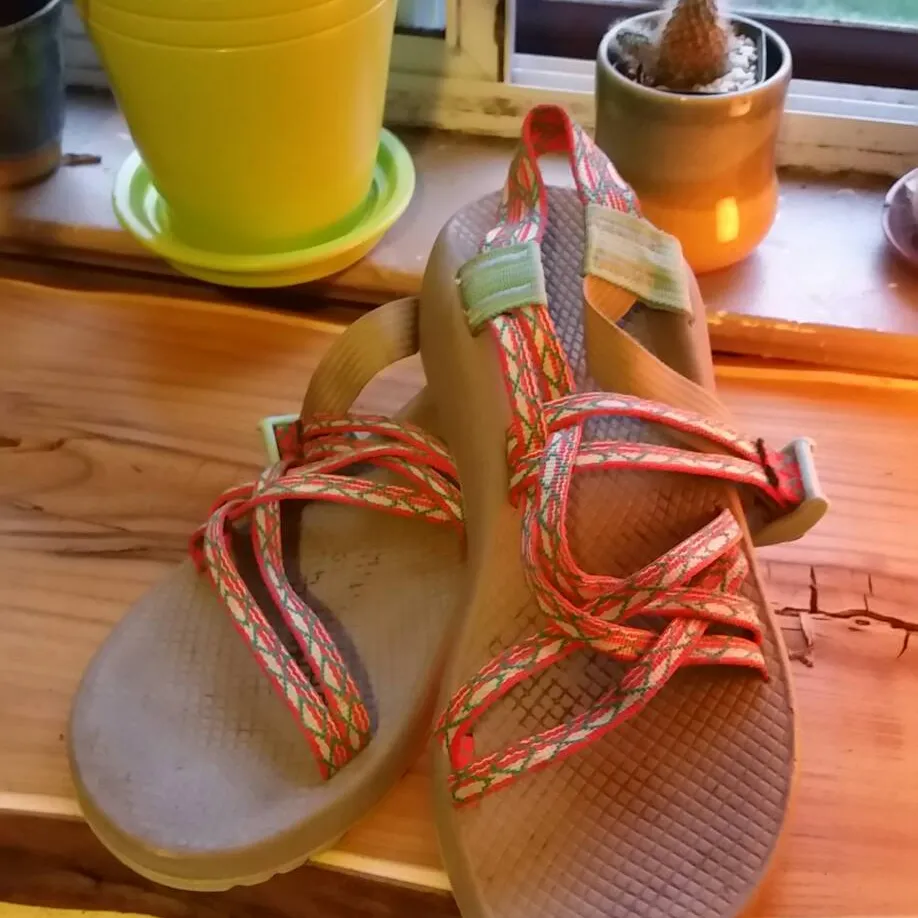 Chaco Sandals 8.5w photo 1