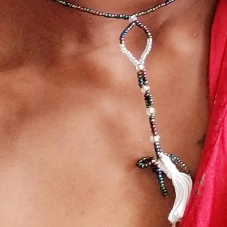 Fashionable Beaded Choker Necklace photo 1