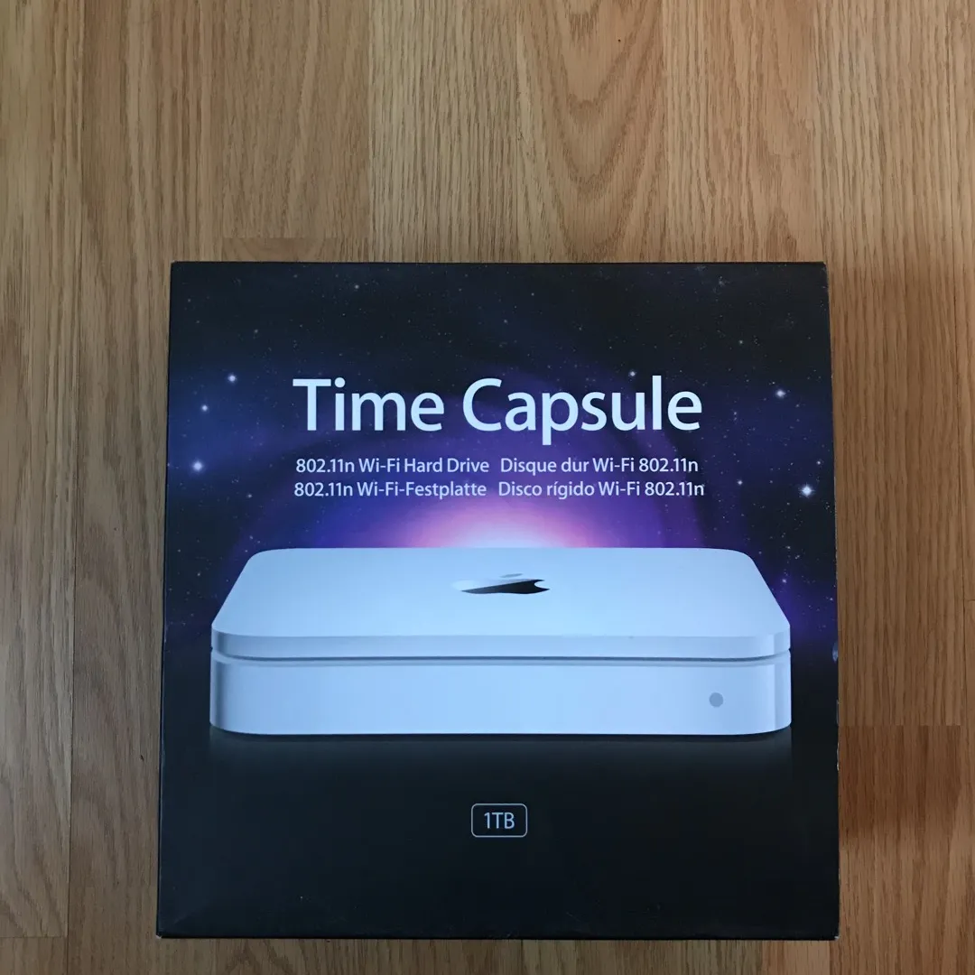 2nd Generation Apple Time Capsule - 1TB photo 1