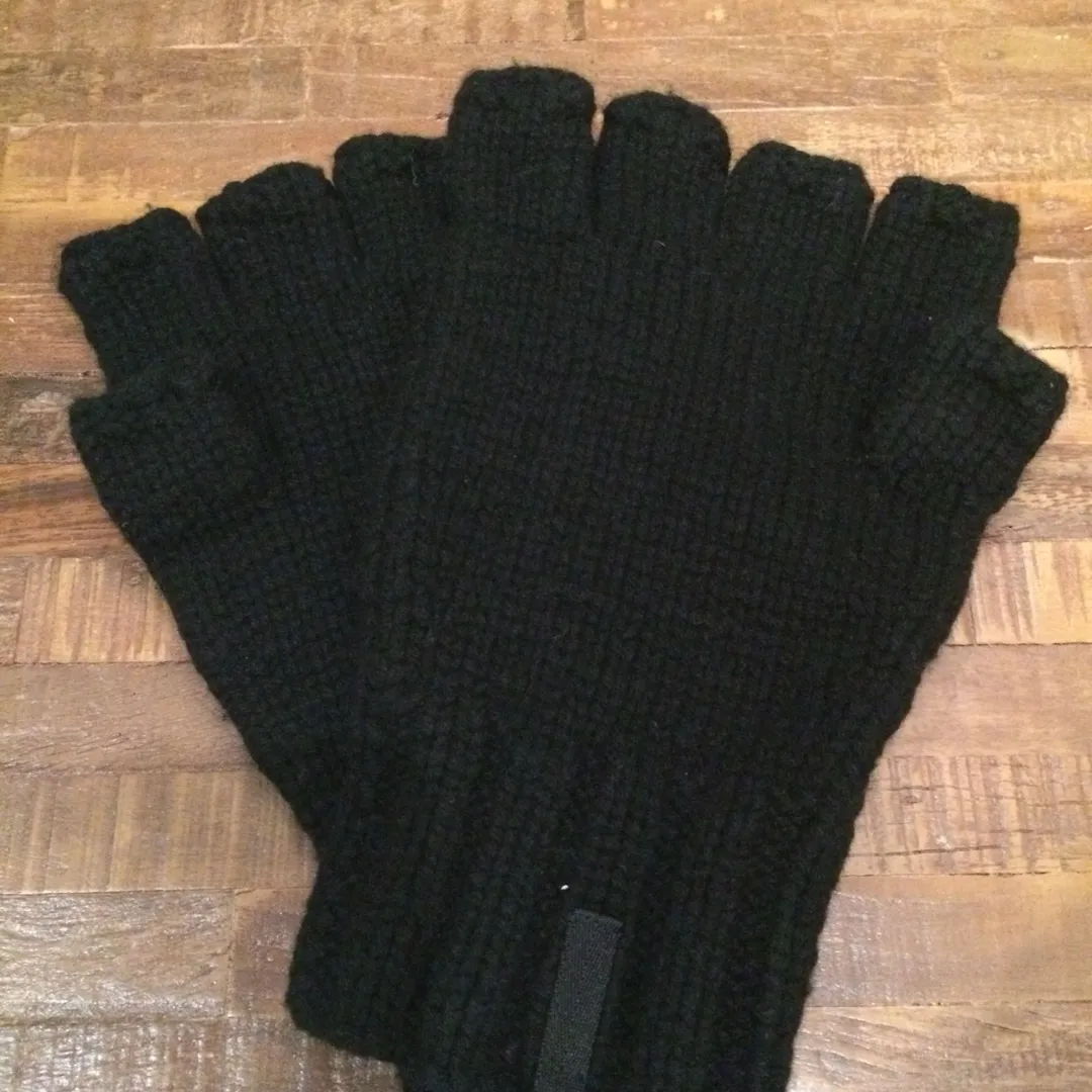 Polo by Ralph Lauren cashmere fingerless gloves photo 1