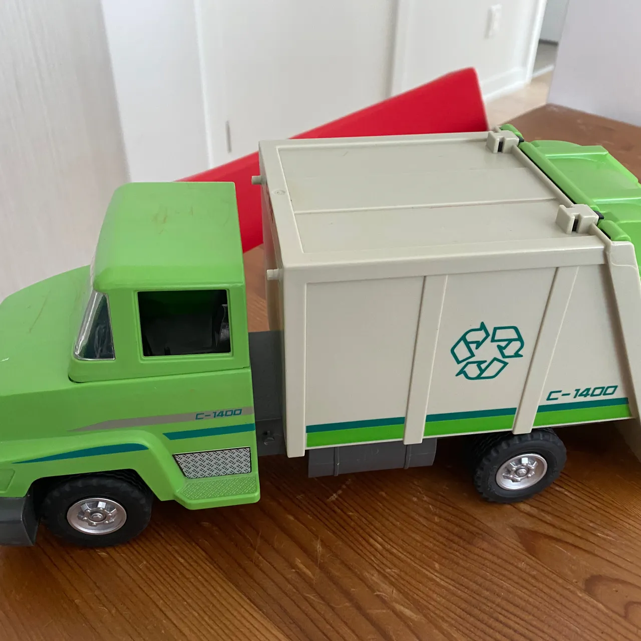 Playmobil Recycling truck toy photo 1