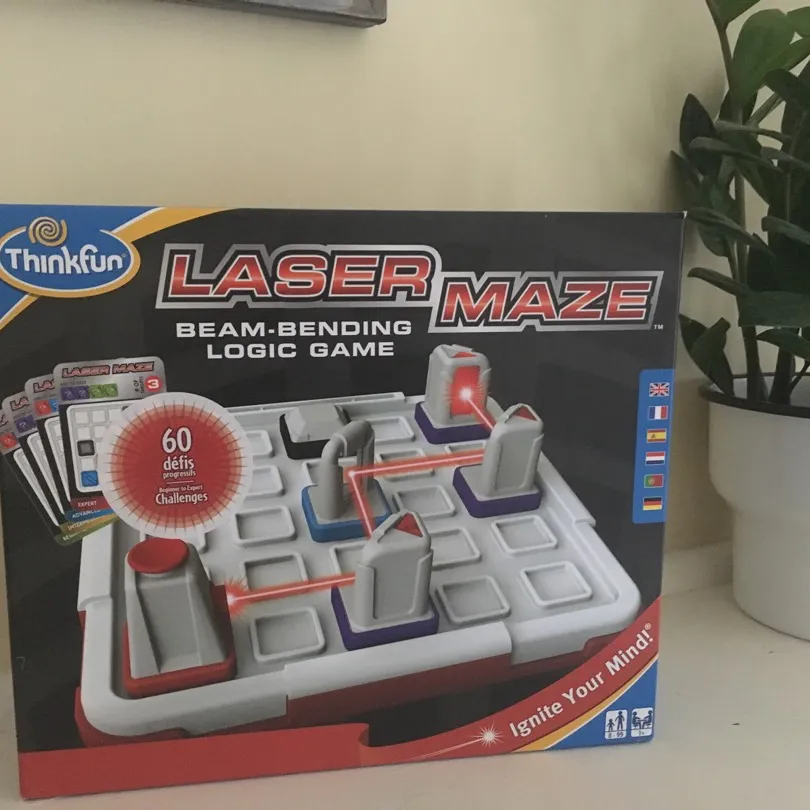 Laser Maze Game photo 1