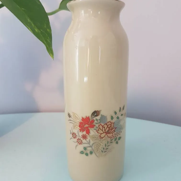 Petite Vintage Vase photo 1