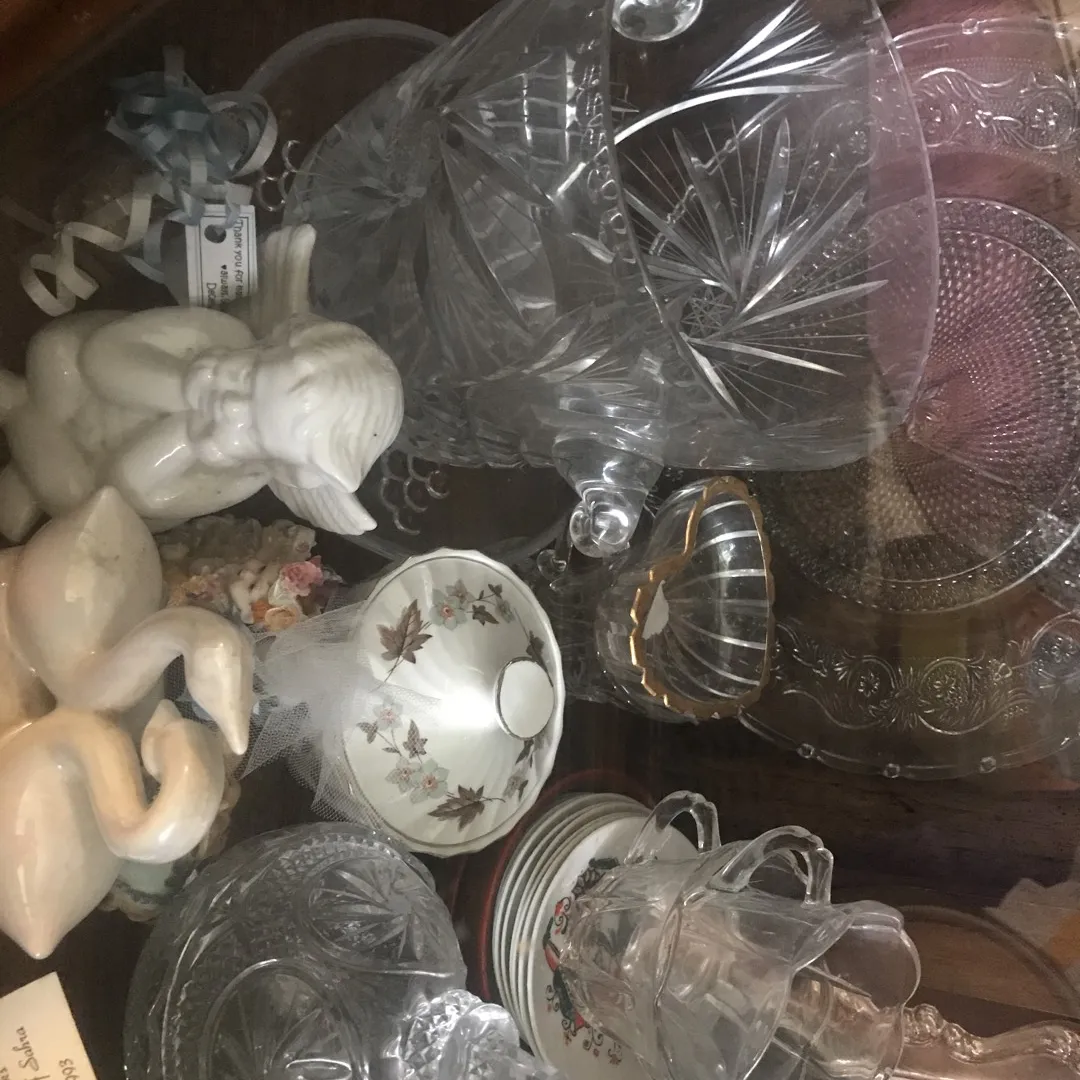 Glass Figurines, Chiller, Trays photo 1