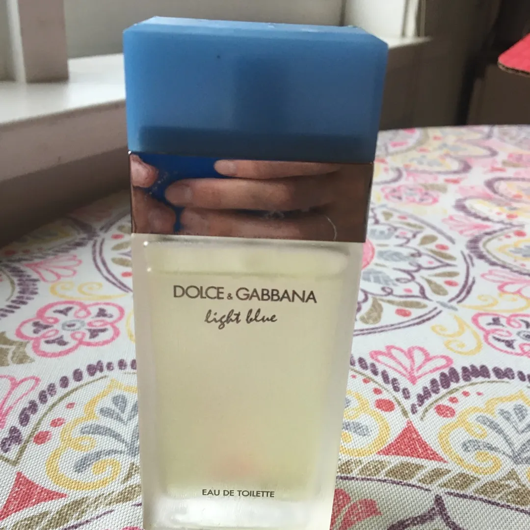 Dolce & Gabbana Light Blue Perfume photo 1