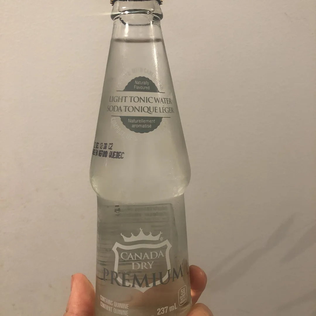 Canada Dry Premium Light Tonic Water photo 1