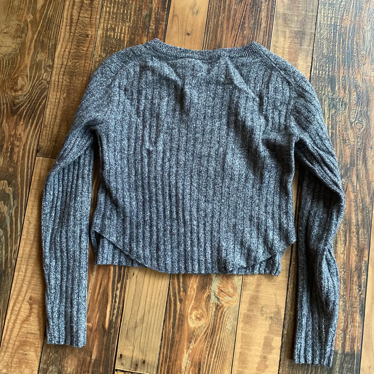 Size XS Babaton wool/linen crop sweater  photo 4