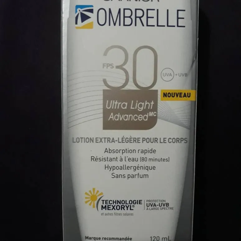 Ombrelle Ultra Ligjt Weightless Body Lotion Sunscreen photo 1