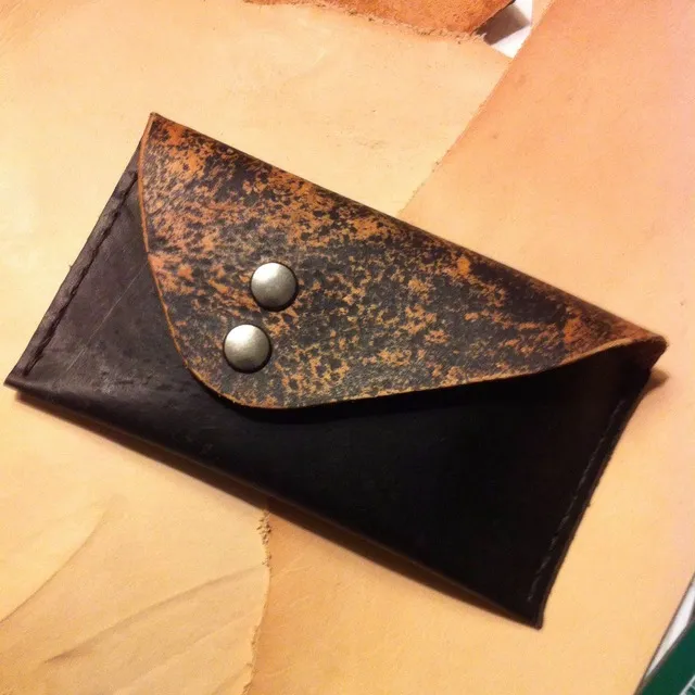 Two-tone pouch photo 1