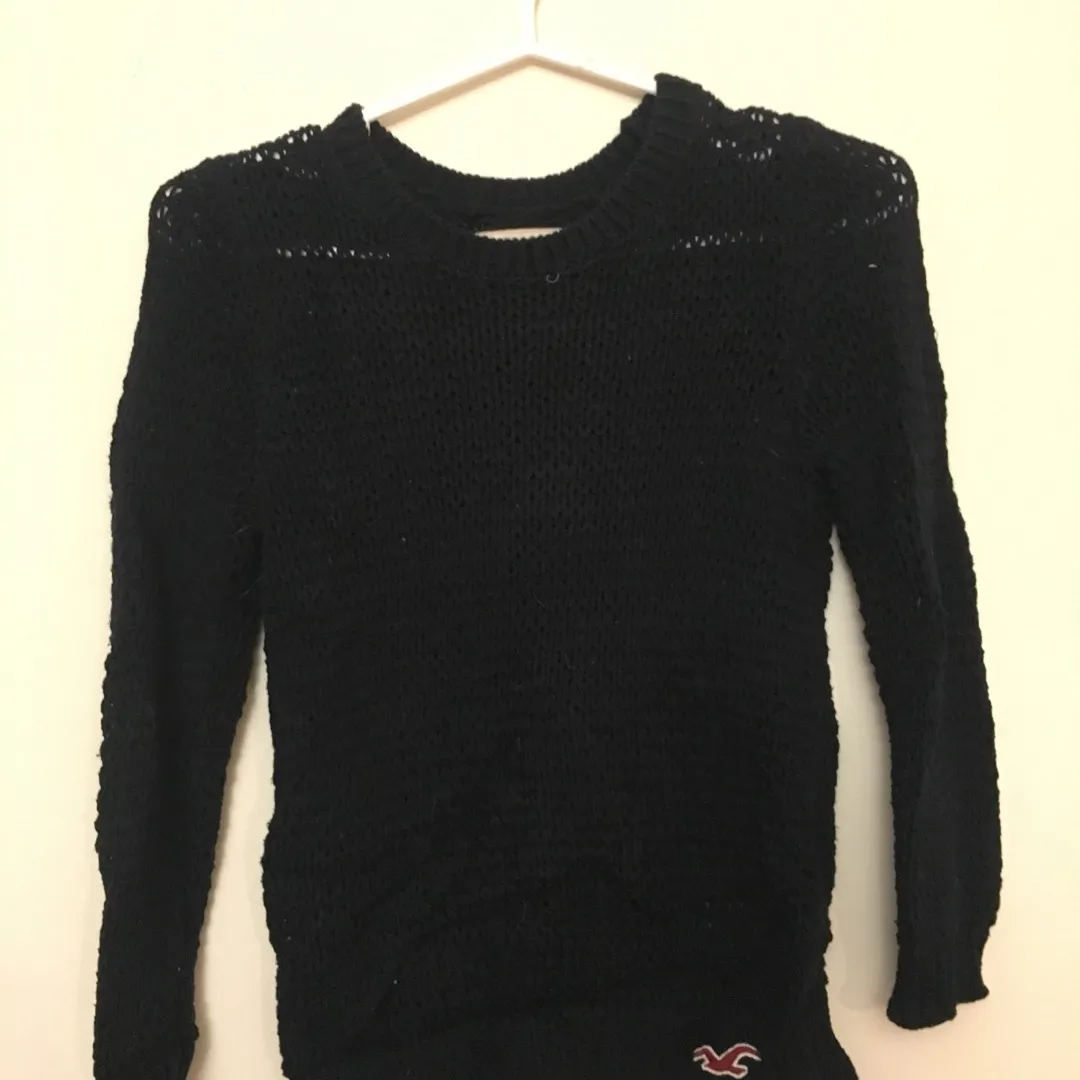 Hollister Knit Sweater Size S photo 1