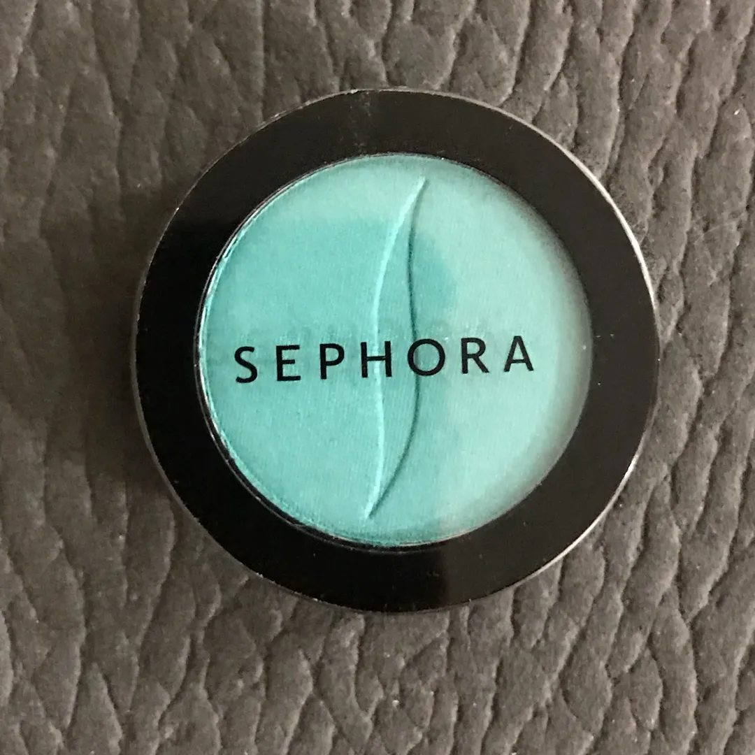 Sephora- Turquoise Eyeshadow photo 1