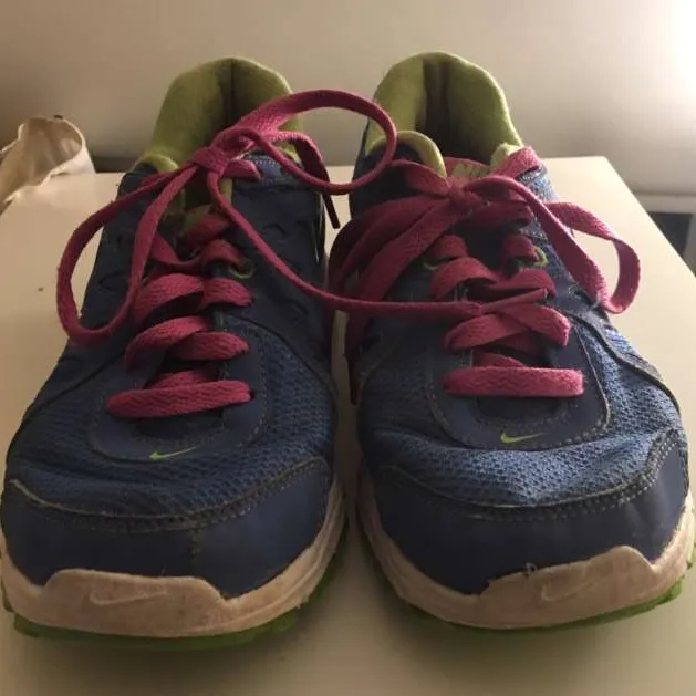 Running Shoes photo 3