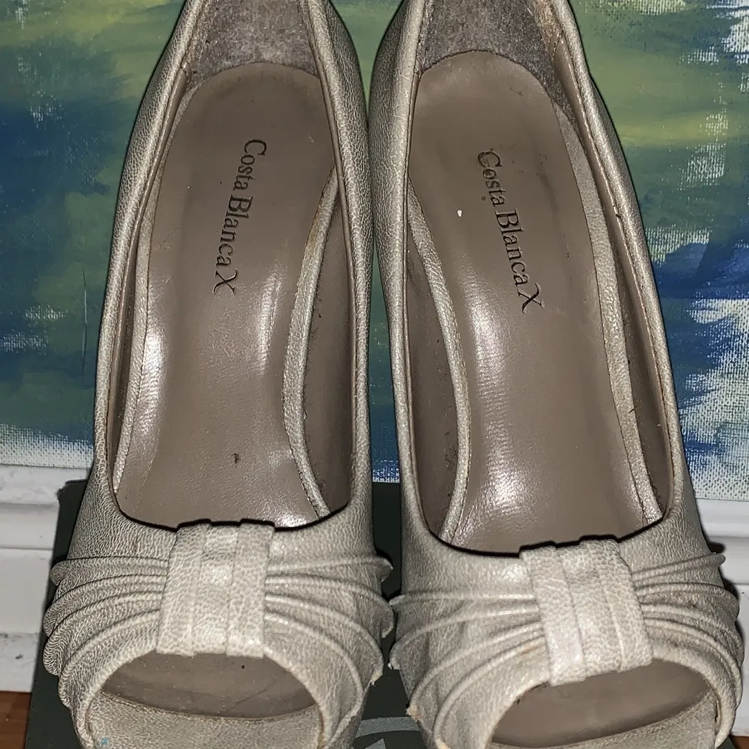 Heels! Size 35/5 photo 1