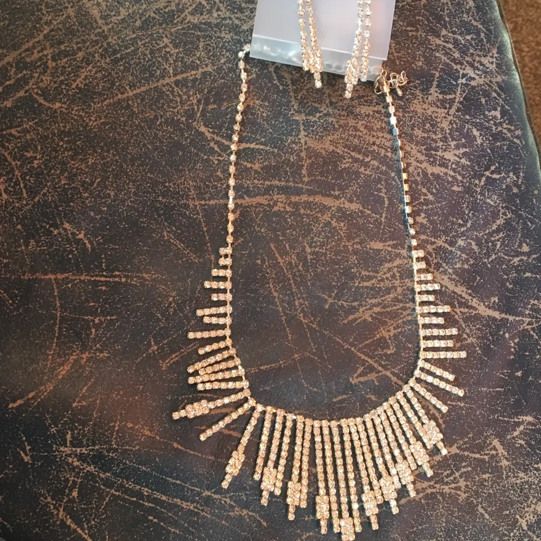 Ardene Occasions Bling Necklace photo 1