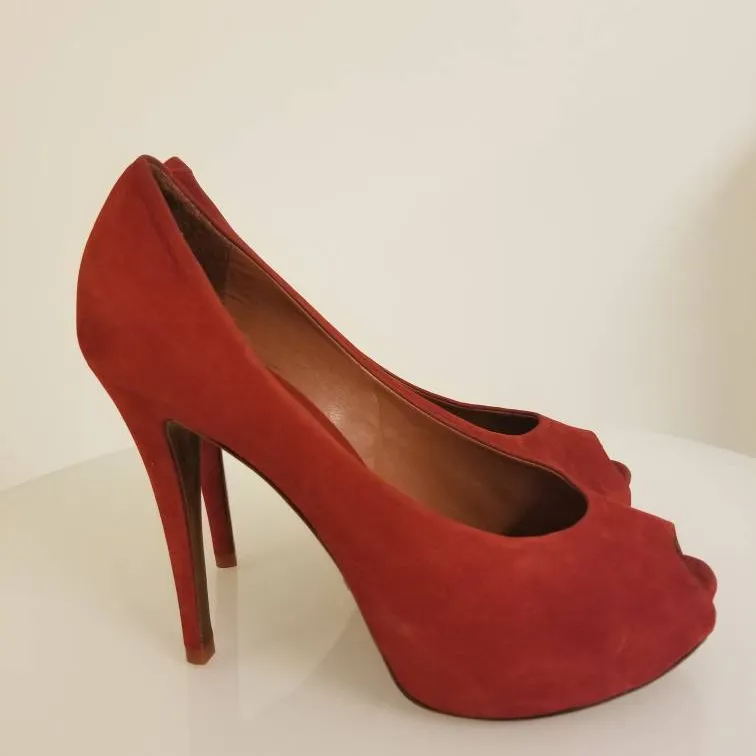 Stunning Shutz Red Heels photo 1