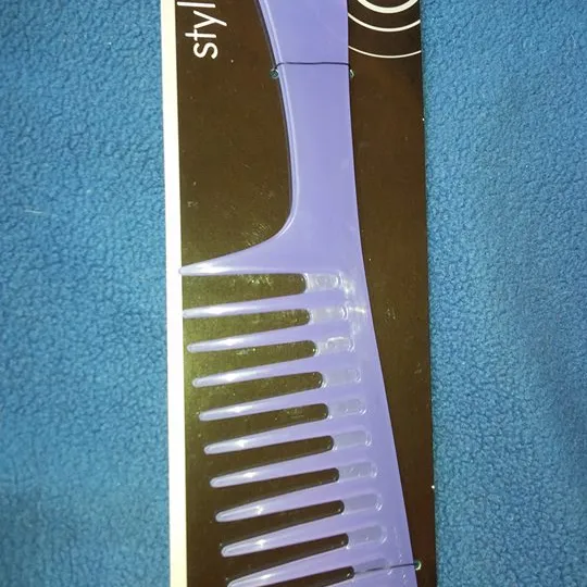 BNIP Purple Shower Comb photo 1
