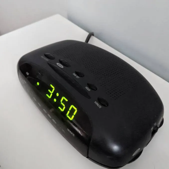 Alarm Clock Radio photo 4