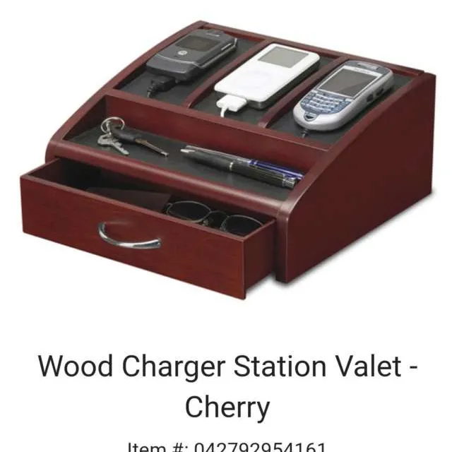 Wood Charger Station Valet photo 1