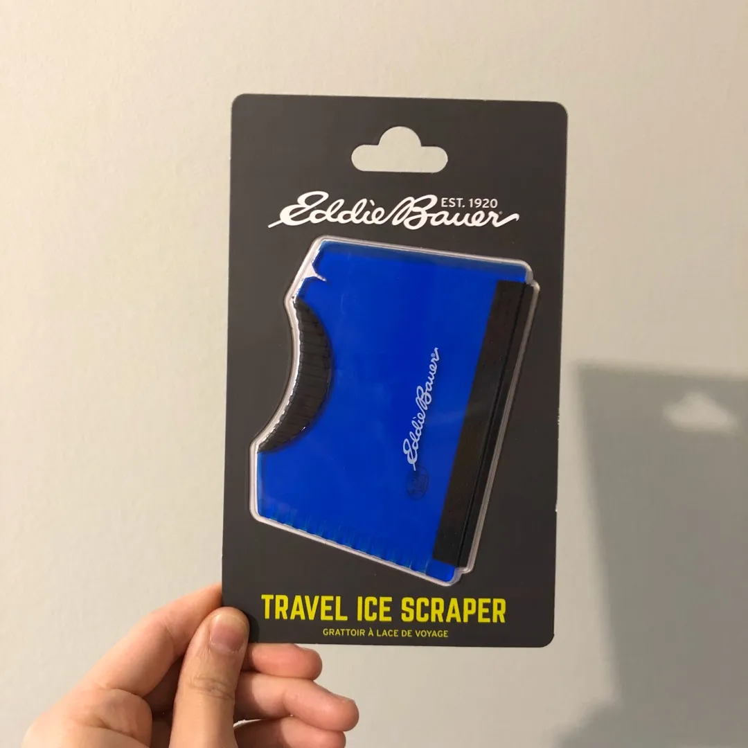 Travel Ice Scraper photo 1