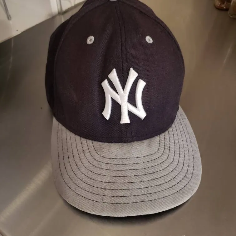 New York Yankees Hat photo 1