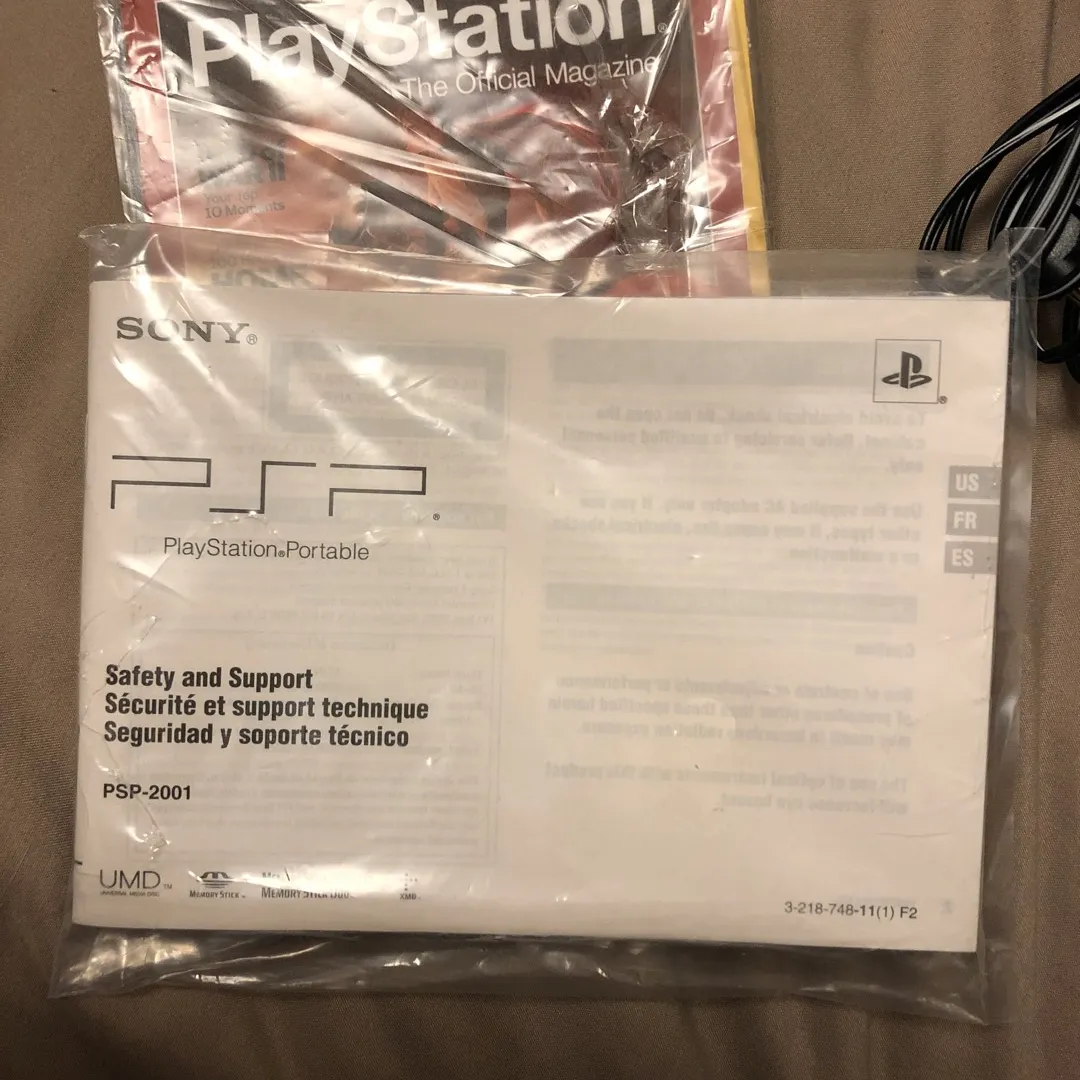 Sony PSP With Original Packaging photo 3