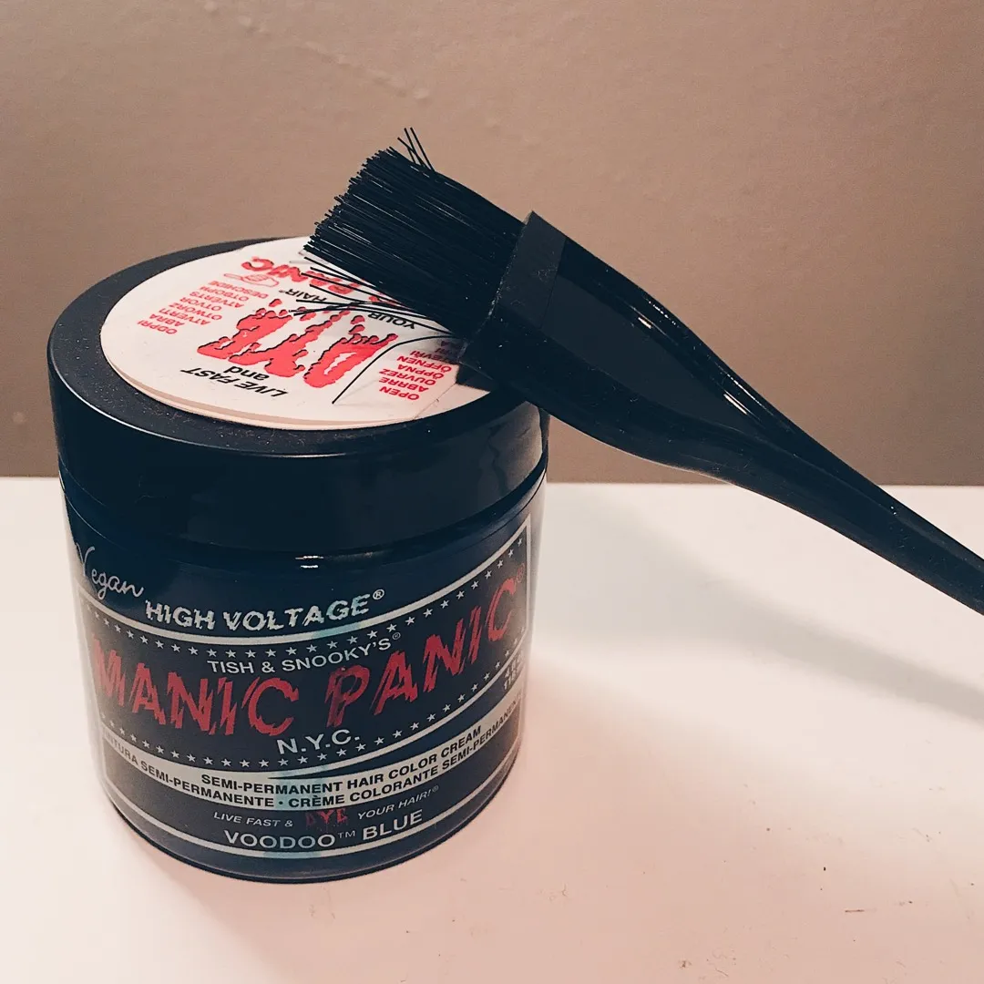 Manic Panic Hair Color Creme in Voodoo Blue photo 1