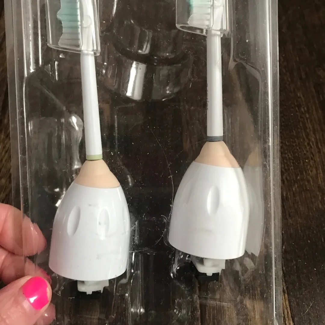 Electric Tooth Brush Heads photo 3